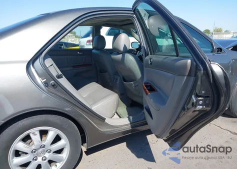 2004 Toyota Camry Xle из США, поврежденный, VIN JTDBE30K440261604